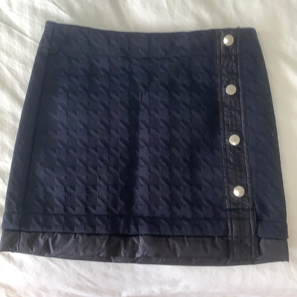 Girls 10 navy Poivre Blanc stretch fleece skirt